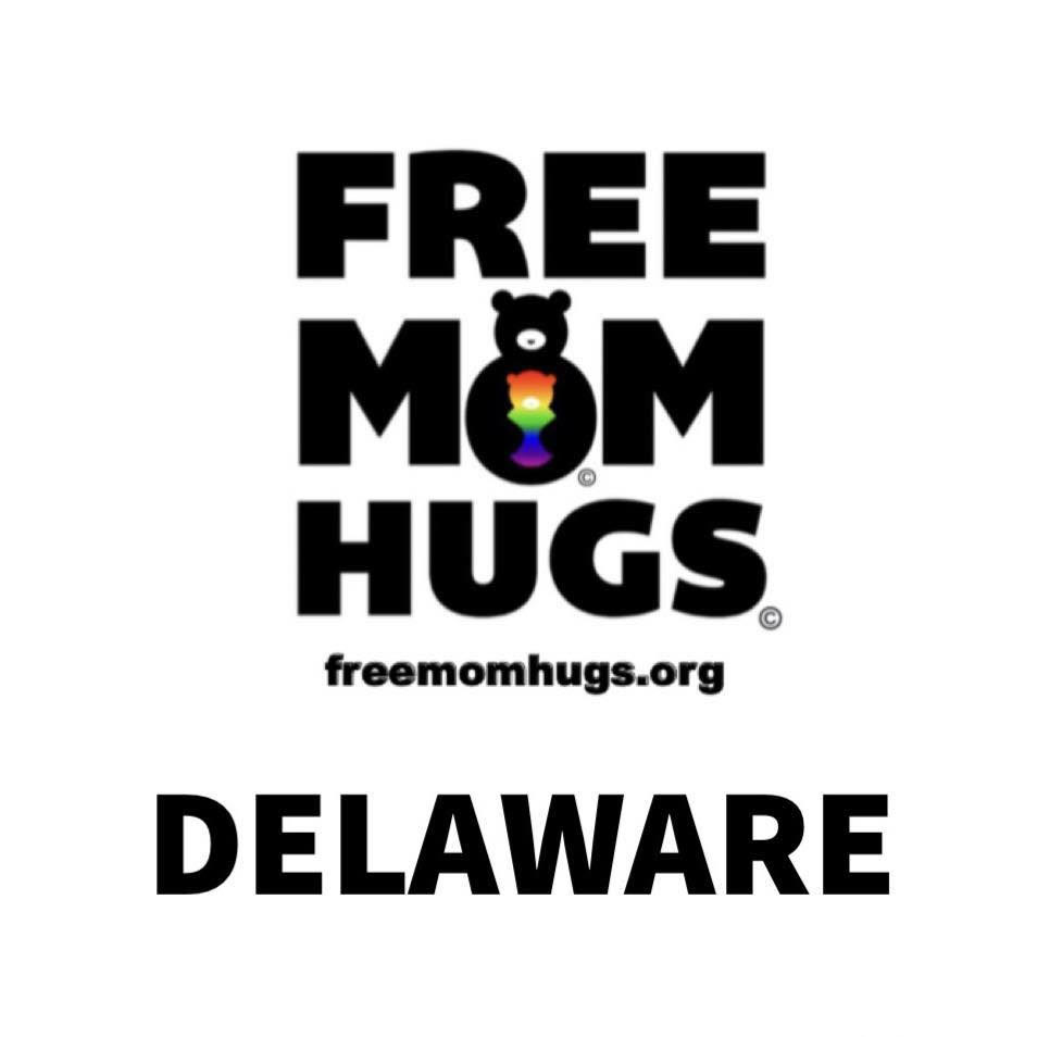 Free mom hugs logo