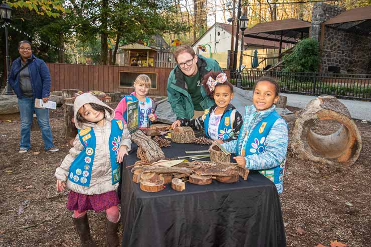 Girl scout programs at the Brandywine Zoo