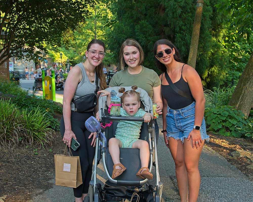 Sip & Stroll through the Brandywine Zoo